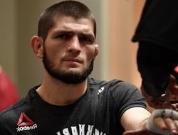 фото - Нурмагомедов не может покинуть Россию. Фергюсону ищут нового соперника?