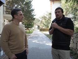 фото - «Это всё практически он сделал». Усик рассказал о роли отца в своей жизни