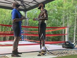 фото - Готов к Фьюри! Уайлдер поделился 6-минутным видео — выглядит круто