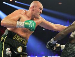 фото - Куда пропал Деонтей Уайлдер? Размышляет Энтони Джошуа