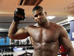 фото - UFC 185: Оверим победил Нельсона