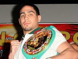 фото - Дэнни Гарсиа нокаутировал Амира Хана