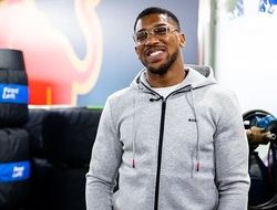 фото - Вы не поверите, что прямо сейчас делает Джошуа. Это дичь!