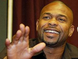 фото - 21 декабря в Москве Рой Джонс подерётся с Бенмахлуфом