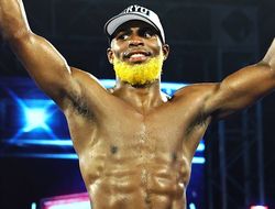 фото - «Жёлтая борода» Нова побил Лопеса в крутом махаче: видео