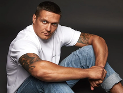 фото - Александр Усик ответил на критику за бой с Чисорой: «Вообще-то его очень сложно побить»