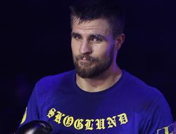 фото - Эрика Скоглунда вывели из комы, он реагирует на инструкции