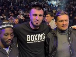 фото - Джалолов нокаутировал «небитого» африканца и сфотографировался с Усиком и Кроуфордом: видео