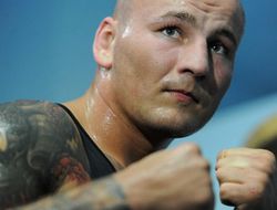 фото - Томаш Адамек проиграл Артуру Шпильке