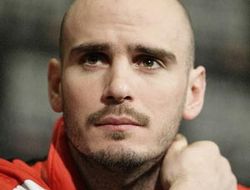 фото - Келли Павлик проведёт бой с Джованни Лоренцо?