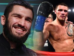 фото - Бетербиев и Смит почти договорились. Один из них просит больше денег — СМИ