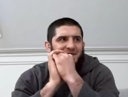 фото - Махачев: «Волкановски — это очень классный боец с очень плохой командой»