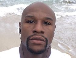 фото - Мэйуэзер расстроен из-за Джека: Судьи должны смотреть весь раунд, а не последние секунды