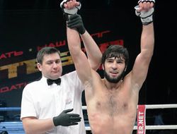 фото - UFC Fight Night в Стокгольме: Зубайра Тухугов забил Эрнеста Чавеса