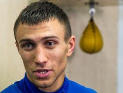 фото - Раритетное видео: Василий Ломаченко спаррингует с двумя оппонентами