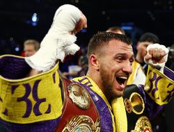 фото - «Боец полугодия» по версии FFU: Канело лидирует, Ломаченко в списке