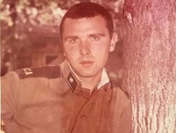 фото - Усик получил новый пояс, Вирастюк познакомился с Кличко, Климас в советской армии — соцсети