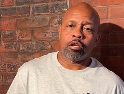 фото - Рой Джонс поссорился с Флойдом Мейвезером и вызвал его на бой