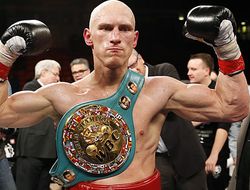 фото - Влодарчик еле победил Жура, Черкашин вынудил капитулировать Оуму