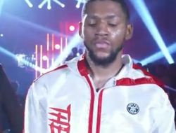 фото - Брутал! Норман срубил Сасаки и остался с титулом: видео