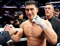 фото - Бетербиев–Смит. Дмитрий Бивол чрезвычайно заинтересован в победителе — промоутер