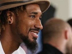 фото - Эндрэд: Сондерс «не готов» к Альваресу в сентября, но готов выйти со мной? Ну давай