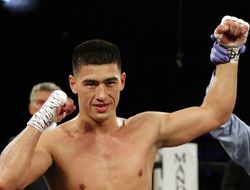 фото - Бивол отстоял титул, быстро вырубив Бродхёрста