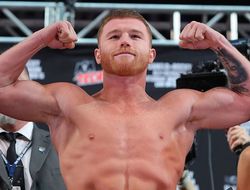 фото - Сауль Альварес нокаутировал Сергея Ковалёва!