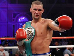 фото - Андеркарт боя Фроч-Мэк: Тони Беллью против Роберто Болонти