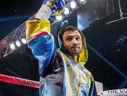 фото - Перед Ригондо: невероятная скорость рук Ломаченко — видео