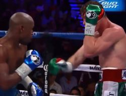 фото - Мейвезер соблазнял 18-летнего Канело миллионом долларов