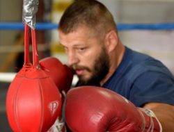 фото - Дедам там самое место. Проспектам в Канаду везут Сергея Ляховича и Сэма Питера