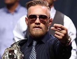 фото - Было бы здорово на бой с Хорном заменить Пакьяо Макгрегором — премьер