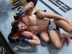 фото - Махачев – Мойзес: видео лучших моментов боя