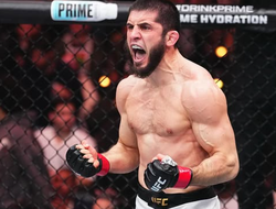 фото - Махачев даст бой Топурии? Обозреватель дополнил историю