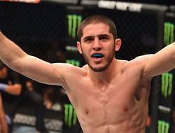 фото - Махачев разобрал Джонсона, Антигулов сокрушён Куцелабой на UFC в Калгари