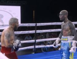 фото - Самый татуированный боксёр в мире побил экс-чемпиона: видео