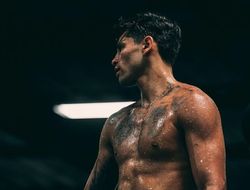 фото - Почему Ломаченко так выглядел с Ортисом? У Райана Гарсии есть ответ