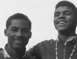 фото - Как юный Али подбивал команду познакомиться с девушками: воспоминания коллеги