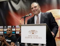 фото - Ричард Шафер жалуется на отсутствие телевизионного интереса к Суперсерии