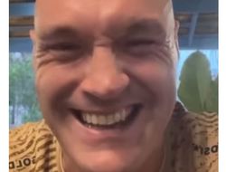 фото - «Бедный старый жопонюх Махмудов». Фьюри сделал заявление