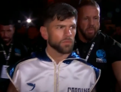 фото - Шок! Чемпион Кордина досрочно уступил Какаче в махаче года: видео