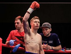 фото - Местный «Канело» побил африканца и другие результаты из Екатеринбурга