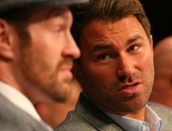 фото - Тайсон Фьюри: Сперва четыре джорнимена, затем Энтони Джошуа