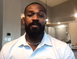 фото - Вот это поворот! Джонс не будет защищать свой титул в бою с Перейрой