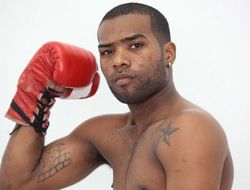 фото - Сенсация в Японии: Корралес остановил «долгоиграющего» Учияму