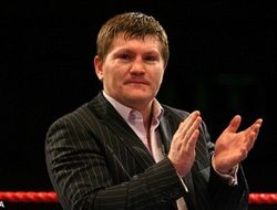 фото - Хэттон о сопернике для Хана: «Если не Мэйуэзер, то Брук»