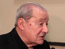 фото - Бой Ломаченко–Лопес будет намного крупнее, чем Ломаченко–Гарсиа — Боб Арум