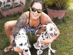 фото - Усик жонглирует ветрозащитой, Хабиб в компании Забита, Нуньеш с далматинцами — соцсети 