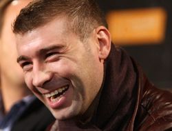 фото - Буте дерётся с Джеком вместо Чавеса, победитель — на Дигейла